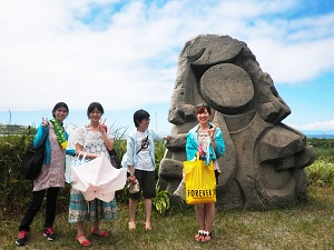 モヤイ像