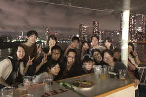 [研究室旅行] 7/30-8/1 今年は三宅島で行いました。7/30 屋形船